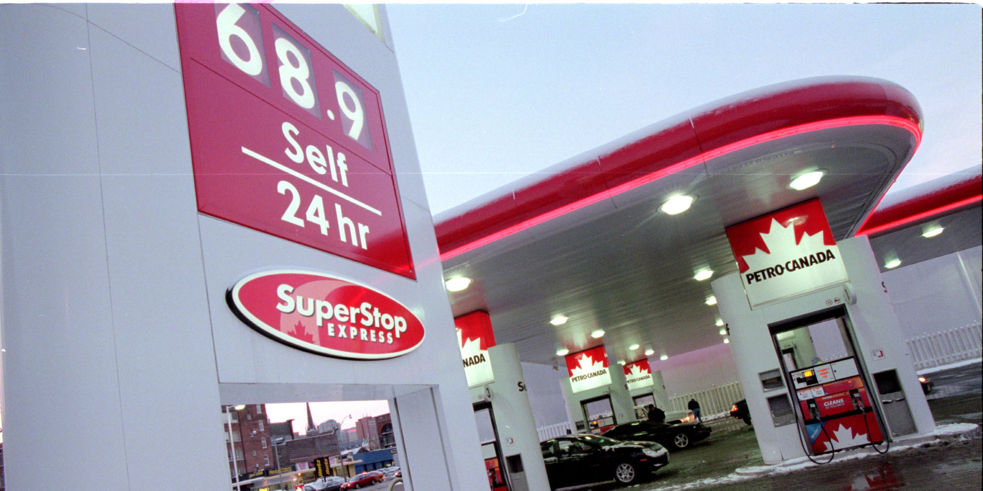 Gas Prices Canadians Spend More Of Their At The Pump Than