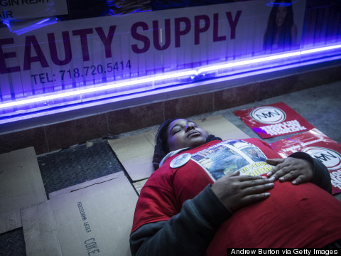 Eric Garner's Daughter Staged A Die-In At The Same Spot Where Her Father Died