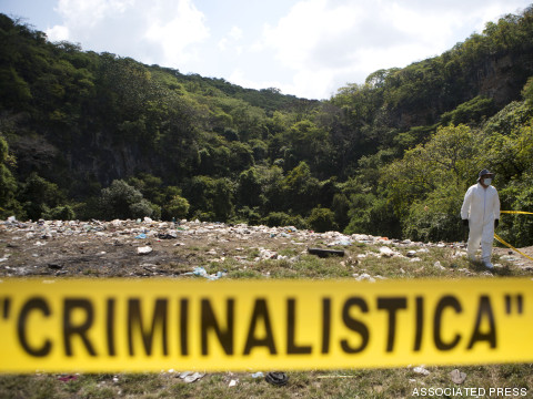 Ayotzinapa: 5 razones que hacen IMPOSIBLE creer la versión oficial