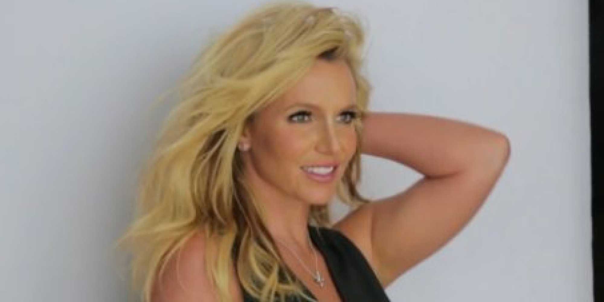 Britney Spears Photoshop Rumors Quashed By Womens Health Video Huffpost 1404