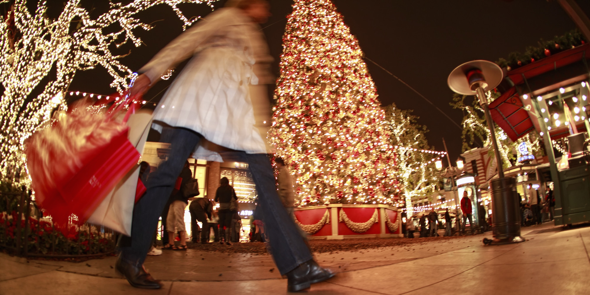 Last-Minute Christmas Shoppers Didn&#039;t Show Up In Force This Year | HuffPost