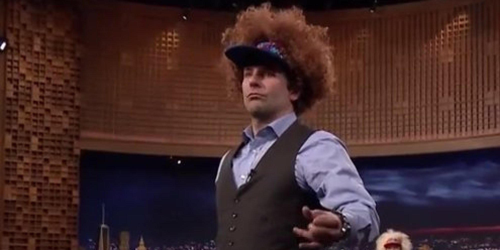 Bradley Cooper Very Charmingly Air Guitars On 'Jimmy Fallon' - Huffington Post