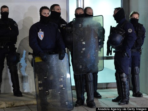 France Hunts 2 Charlie Hebdo Suspects