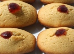 Peanut Butter & Jelly Madeleines For Valentine's Day