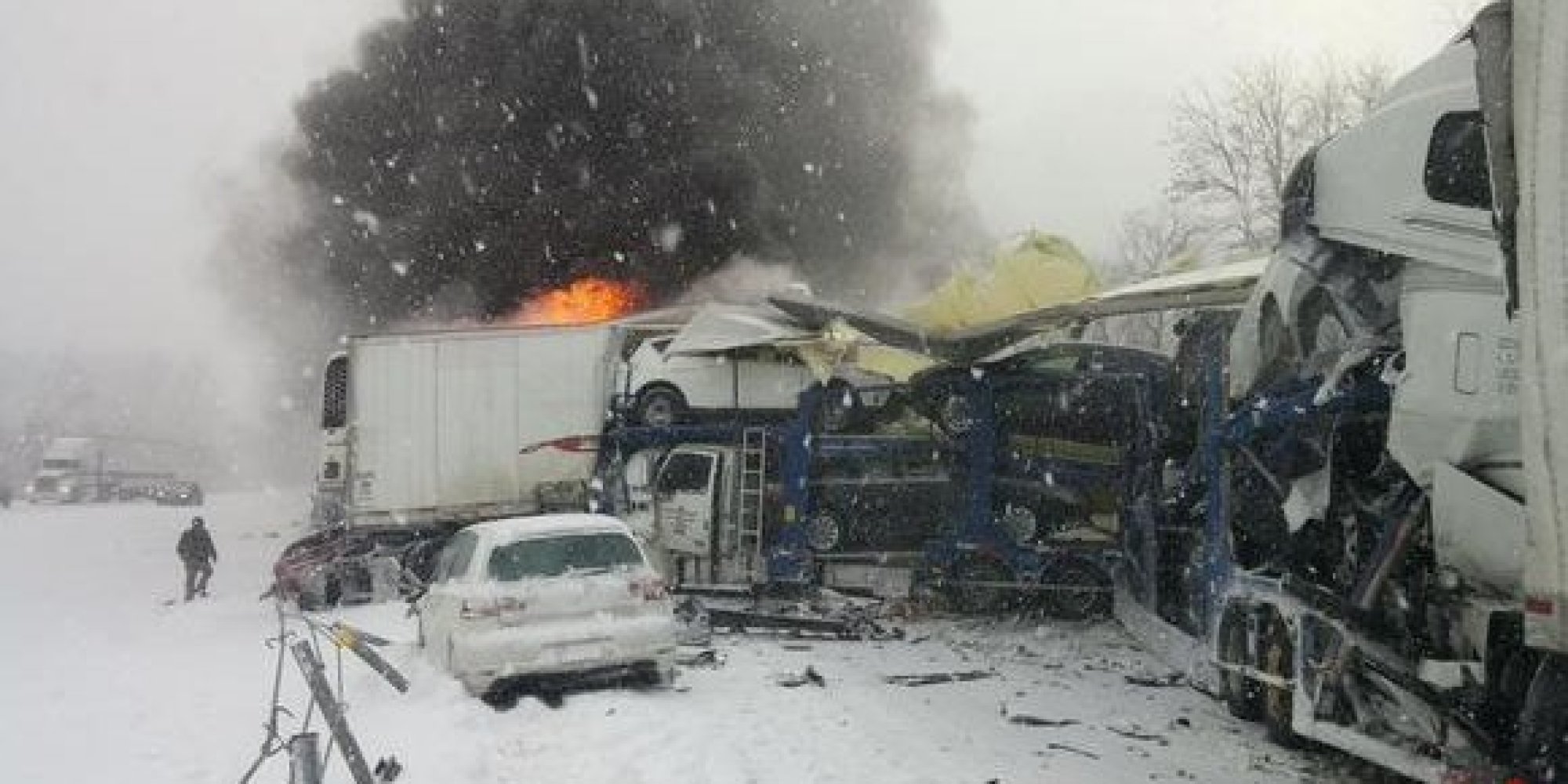 o-MICHIGAN-INTERSTATE-PILEUP-.