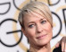 Robin Wright's Golden Globes Dress Is A Total Disappointment