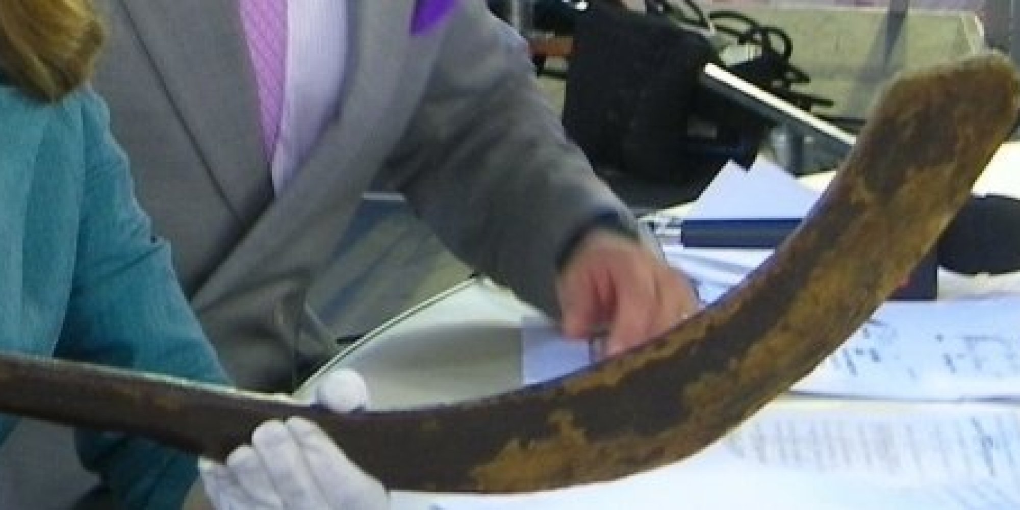 Canada Now Officially Owns The World's Oldest Hockey Stick