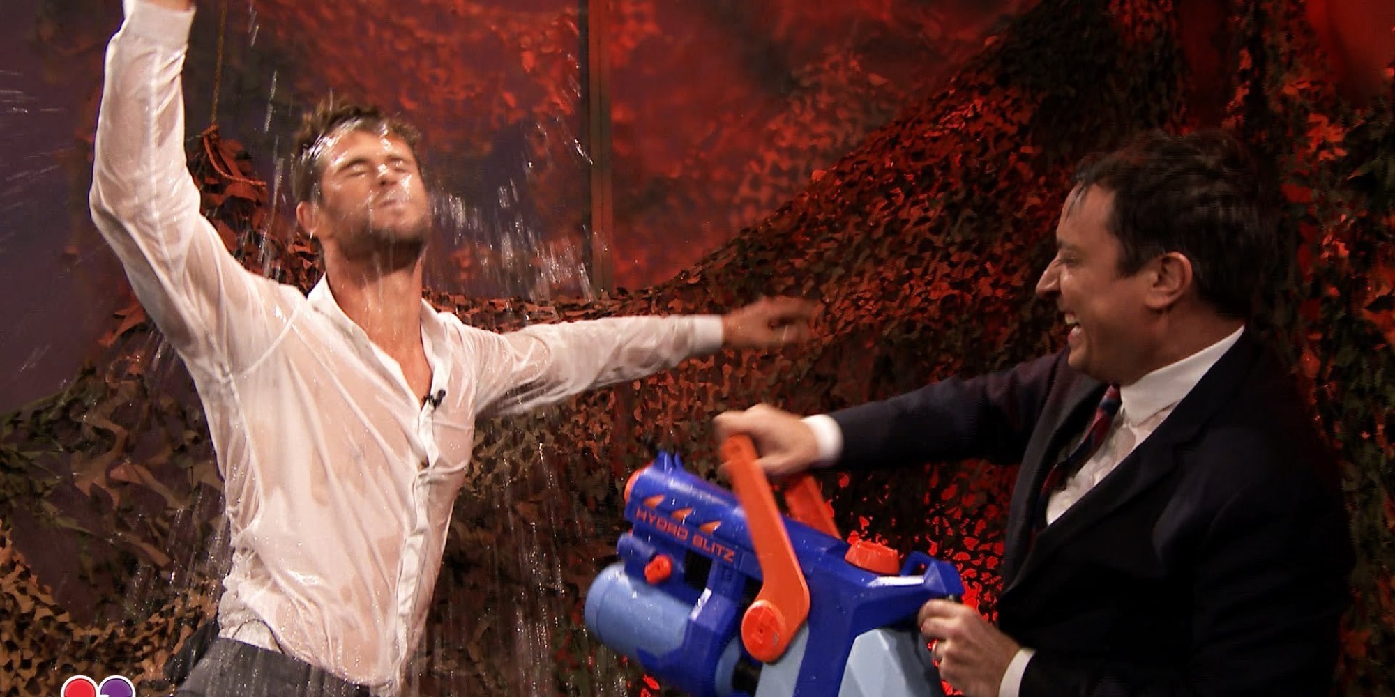 Chris Hemsworth Dances In A Wet Shirt As Jimmy Fallon Sprays Him With Water - Huffington Post