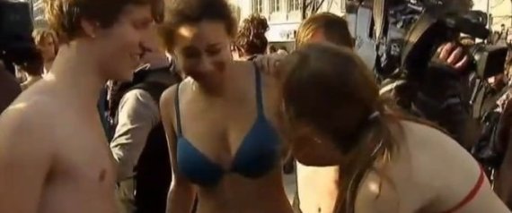 Nudity and violence: Canadian students strip in protest 