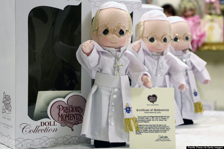 Religijski chat - Page 11 O-POPE-PHILIPPINES-DOLL-900