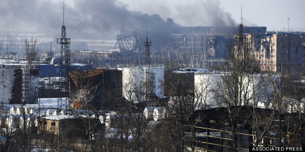 Ukrainian Forces Retreat From Donetsk Airport, 8 Civilians Killed In Shelling