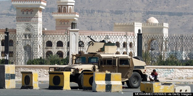 Houthi Rebels Keep Yemen's President Under Guard Despite Deal