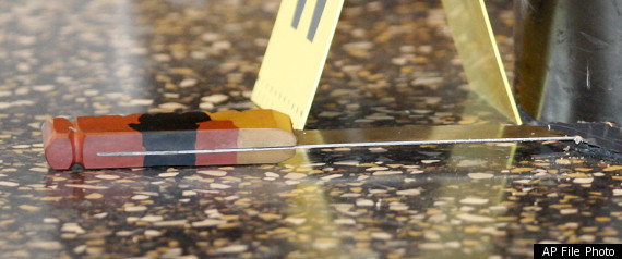 Woman Stabbed Over 20 Dollars