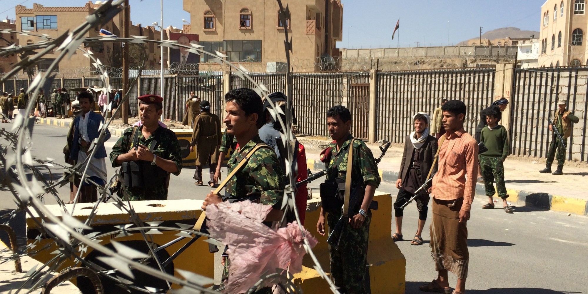 Yemen In Dangerous Power Vacuum After Leaders Resign HuffPost