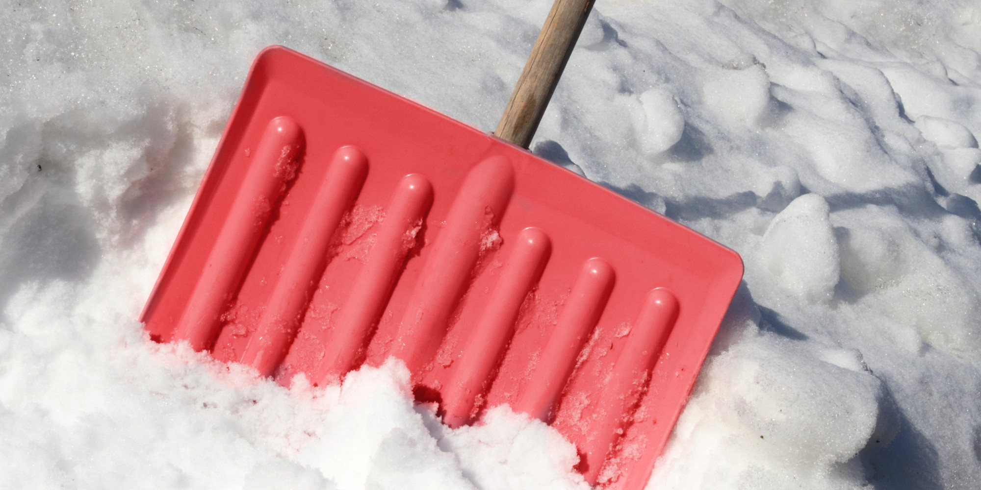 Here's The Best Way To Shovel Snow, According To Experts HuffPost