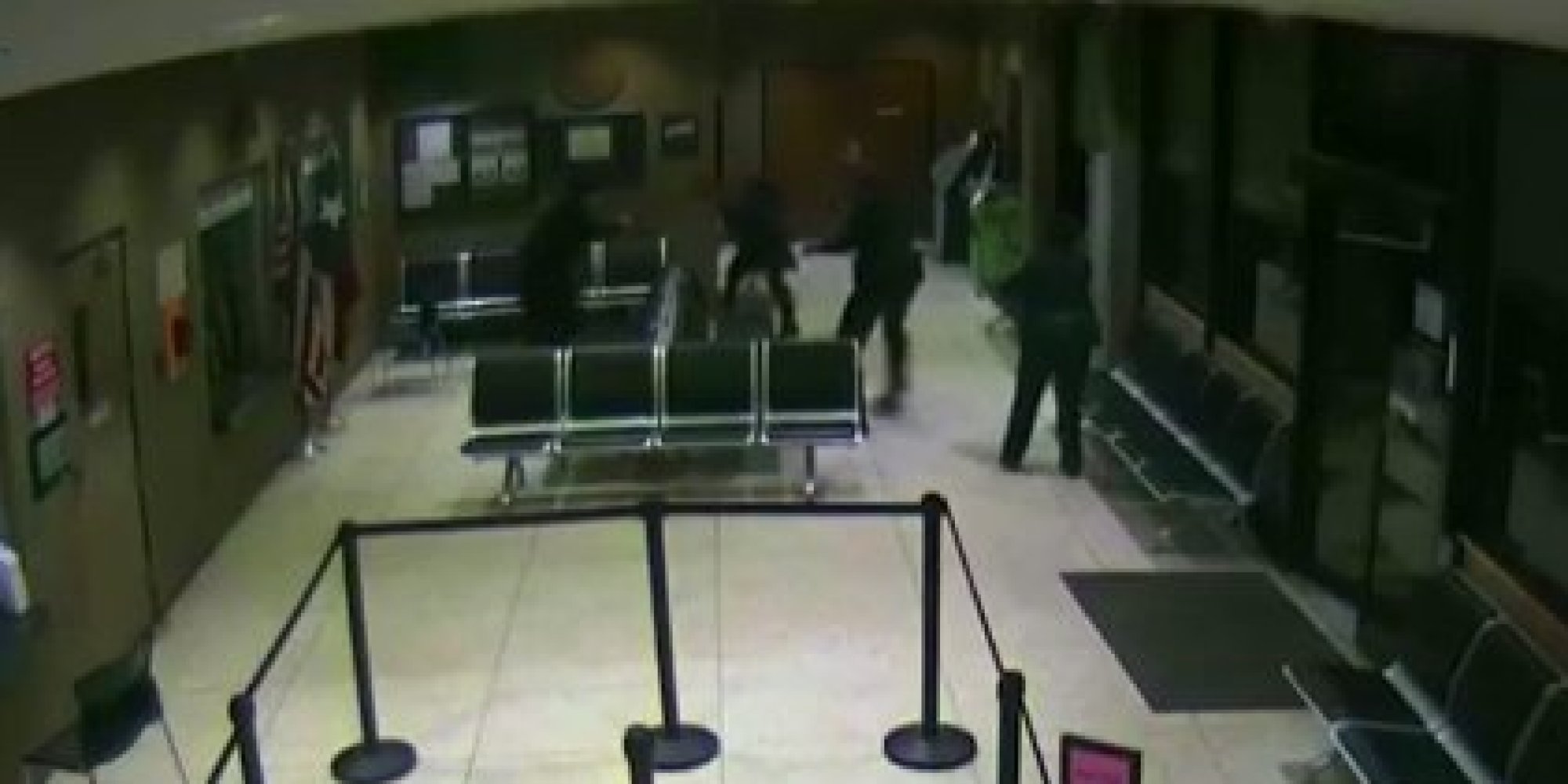 Teen Girl Shot Dead At Texas Police Station Had Knife, Cops Say (VIDEO) - Huffington Post