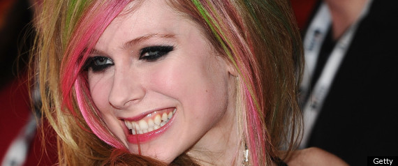 avril lavigne husband cheats. Avril Lavigne On Ex-Husband Deryck Whibley: 'He's Family To Me'