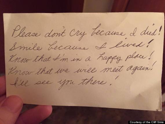 Husband Finds Beautiful Note Late Wife Left Before Her Death Reminding Him To 'Smile' O-NOTE-570