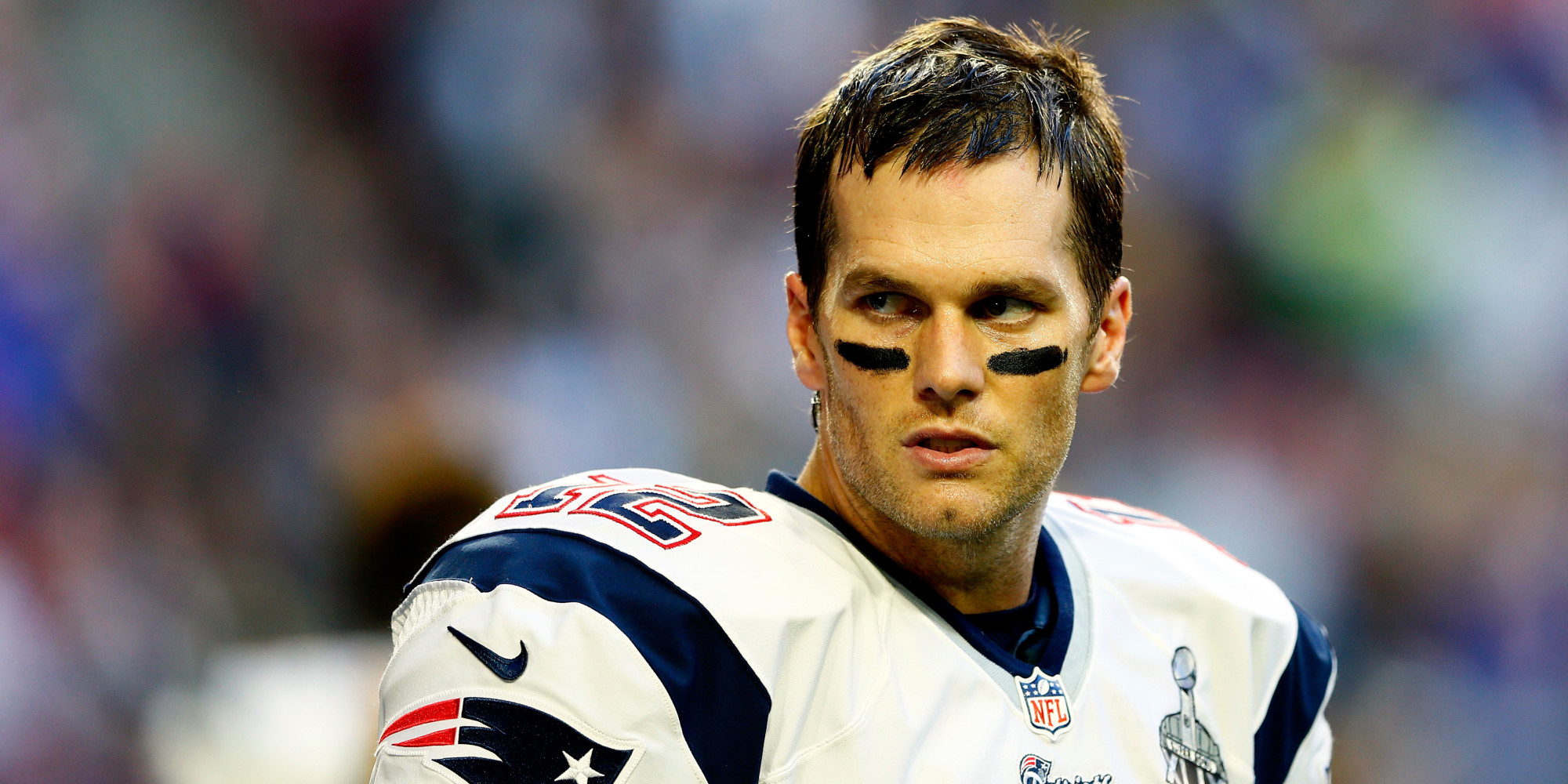 Twitter Blamed Patriots Interception On Tom Brady's Deflating Abilities | HuffPost2000 x 1000