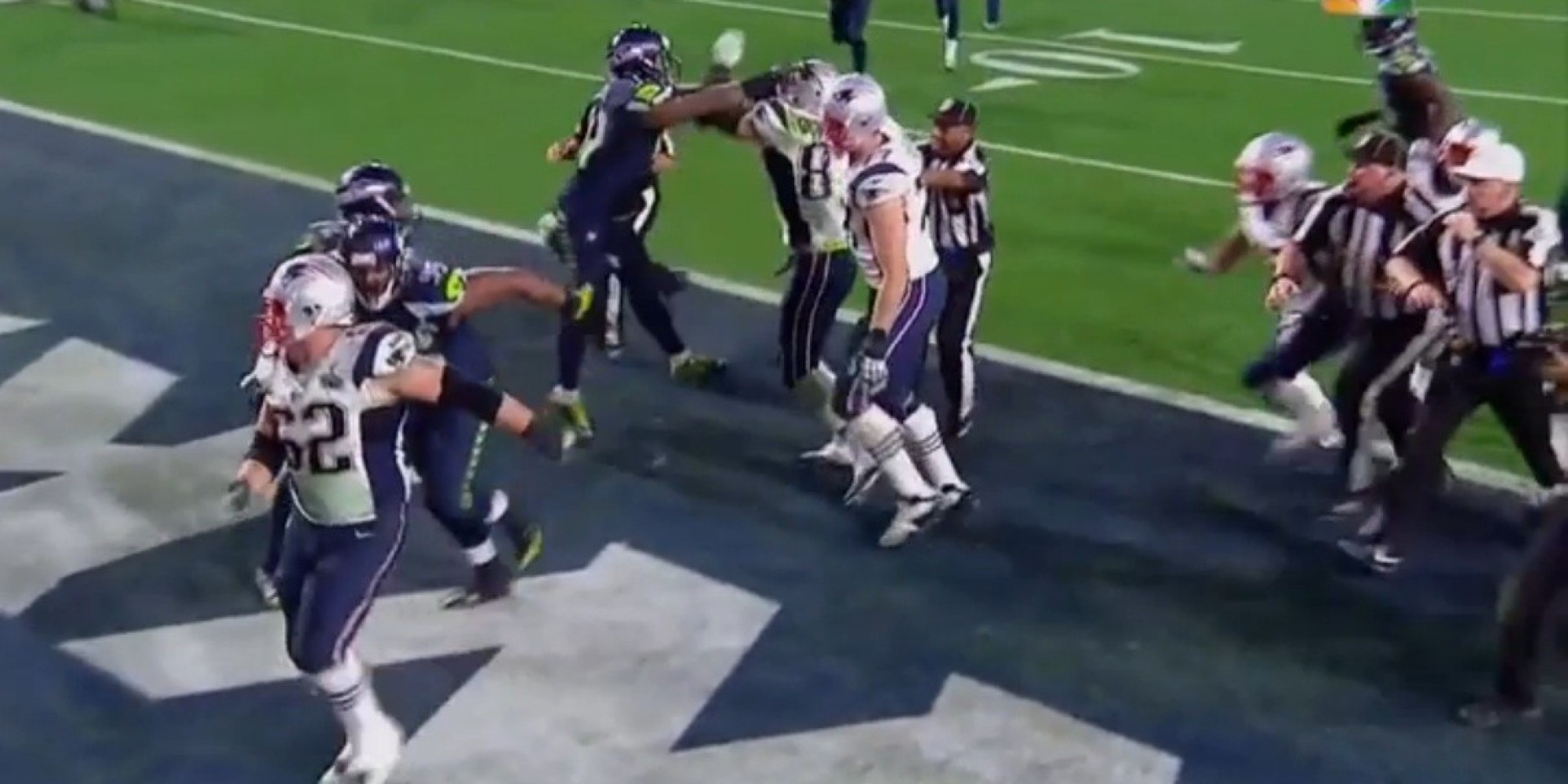 Brawl Breaks Out In Final Moments Of Super Bowl XLIX | HuffPost