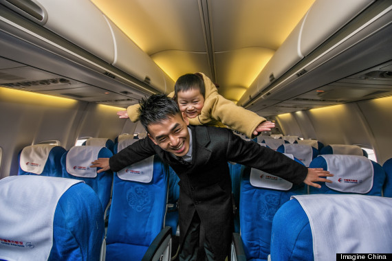 Airline Staff Grants 4-Year-Old Double Amputee's Wish For 'Wings' O-FLIGHT-570