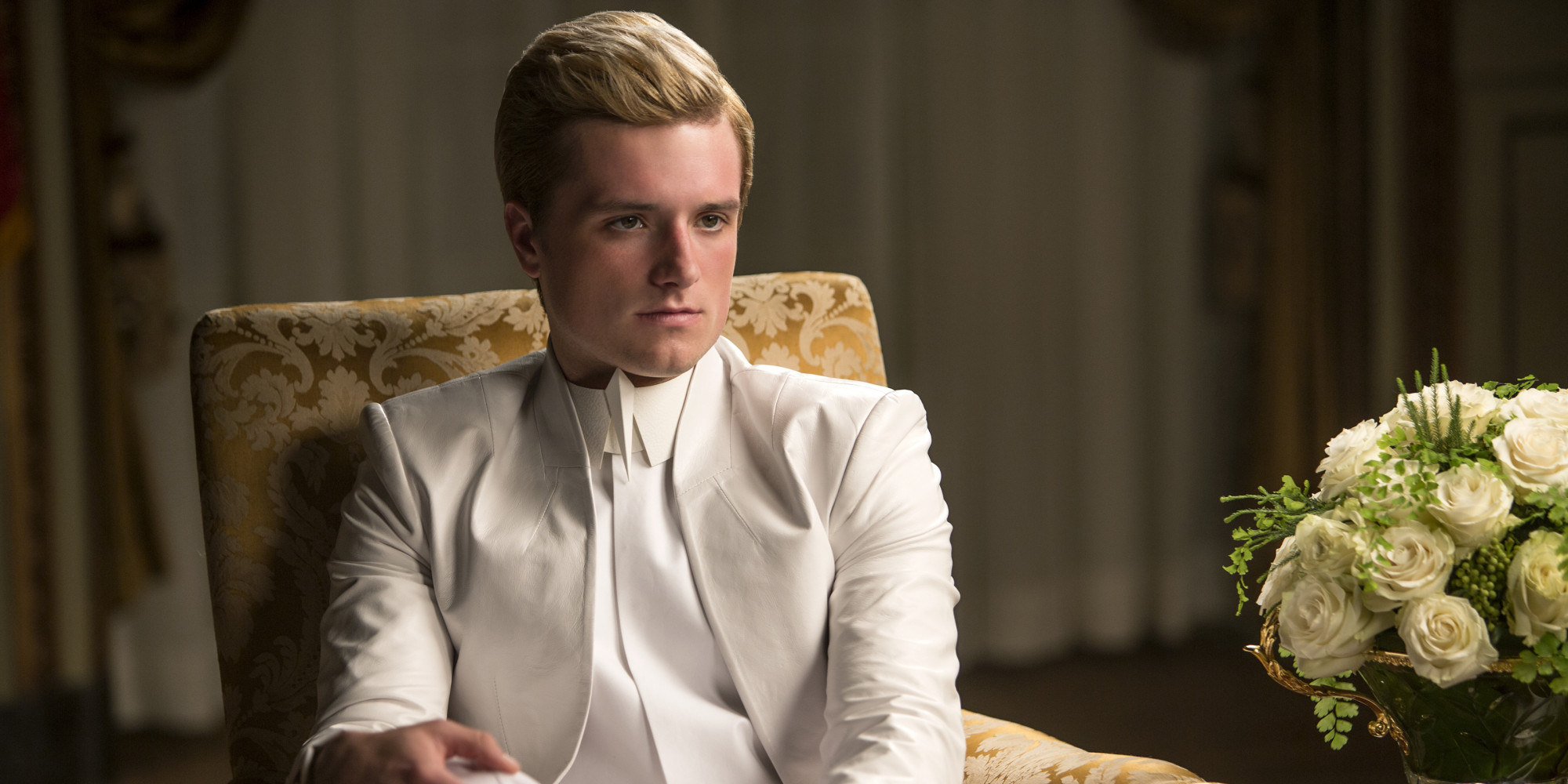 This Lost Mockingjay Part 1 Scene Shows What Happened To Peeta In 