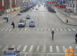 http://i.huffpost.com/gen/261651/thumbs/s-CHINA-TRAFFIC-ACCIDENTS-large.jpg