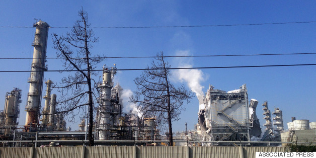 Blast At California Exxon Refinery Injures 3