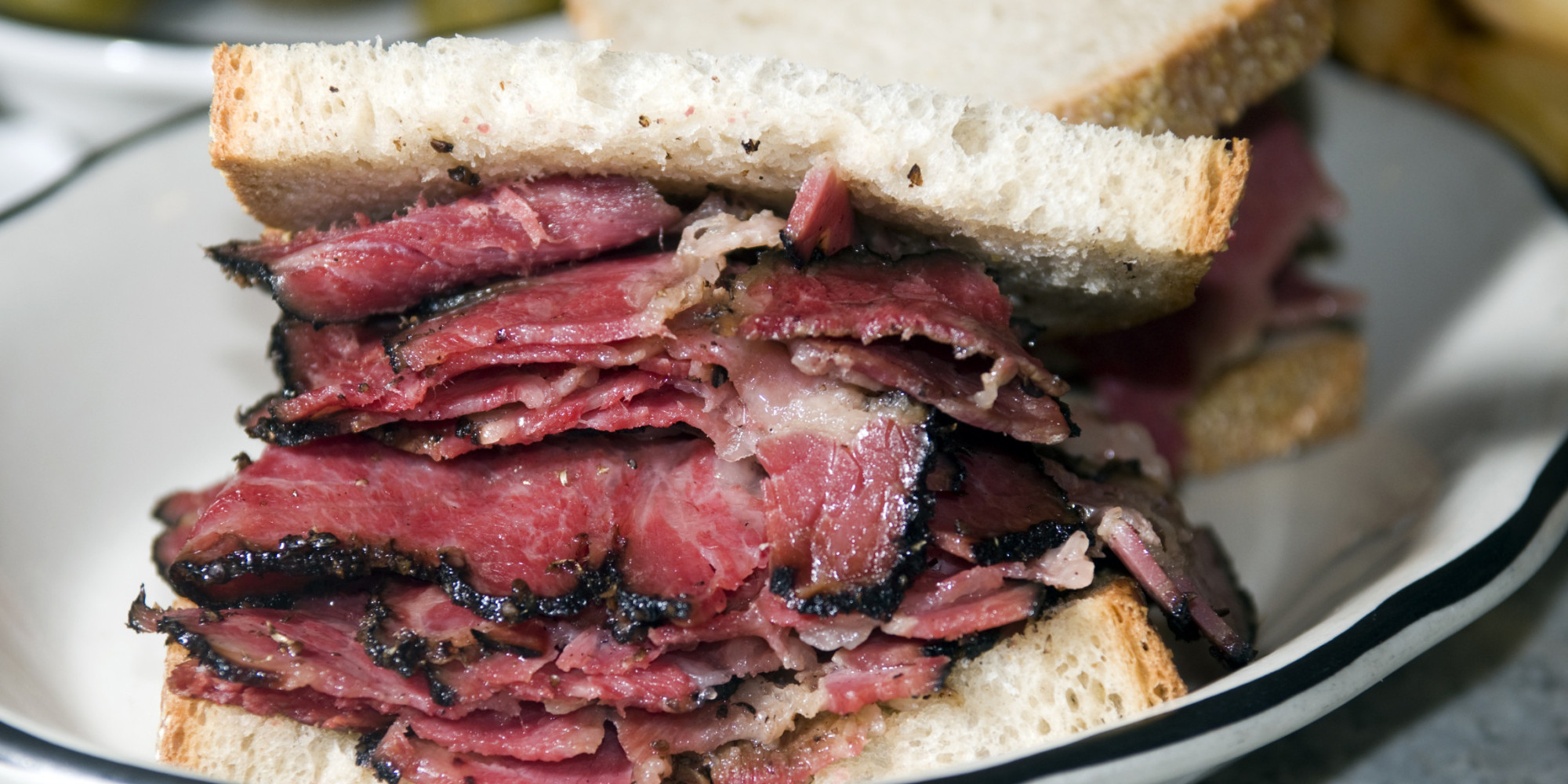 The Difference Between Corned Beef And Pastrami HuffPost