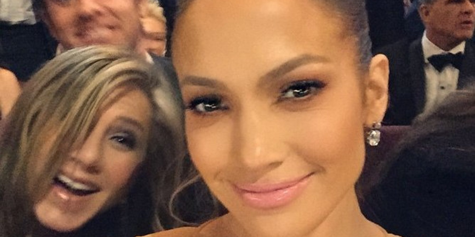 Jennifer Aniston And Justin Theroux Photobomb Jennifer Lopez - Huffington Post