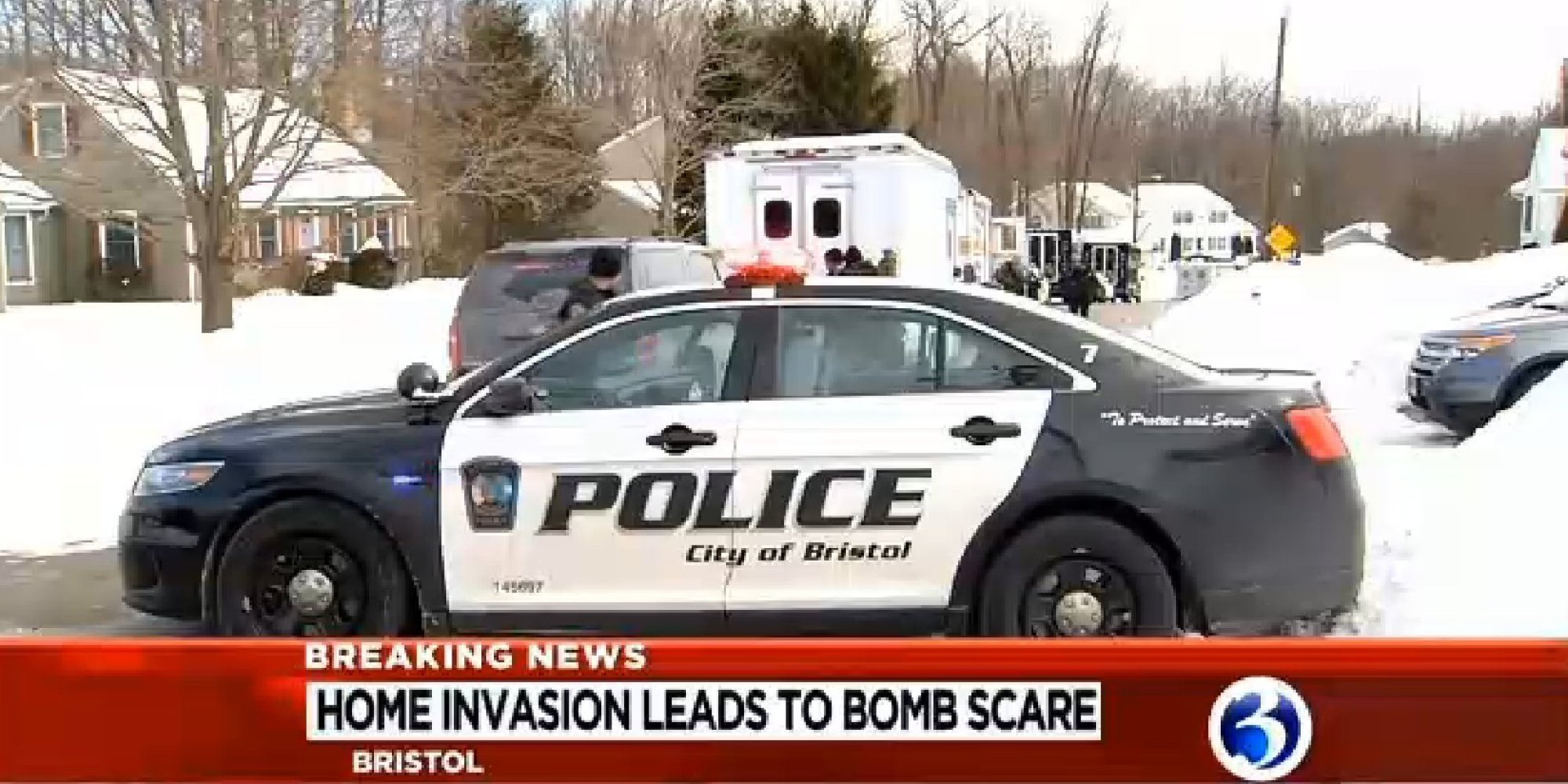 Police Find Credit Union Manager Wearing Suspected Explosive In Connecticut ... - Huffington Post