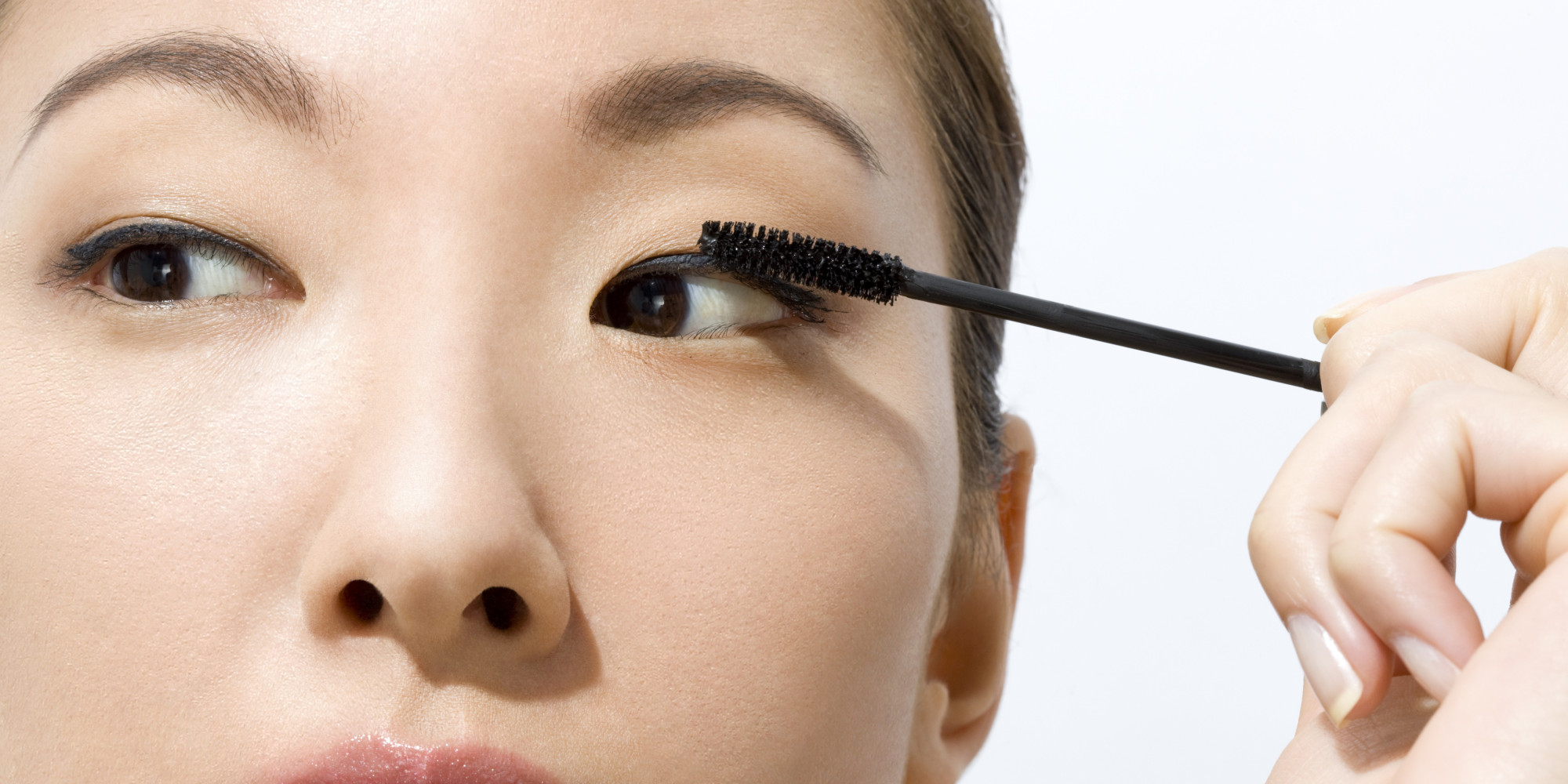 WATCH: 10 Life-Changing Mascara Hacks