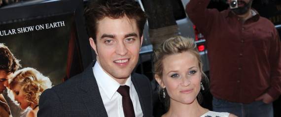 reese witherspoon saliendo con Robert Pattinson