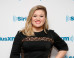 Kelly Clarkson Will Not Be Fat Shamed, Especially By Someone She's Never Heard Of