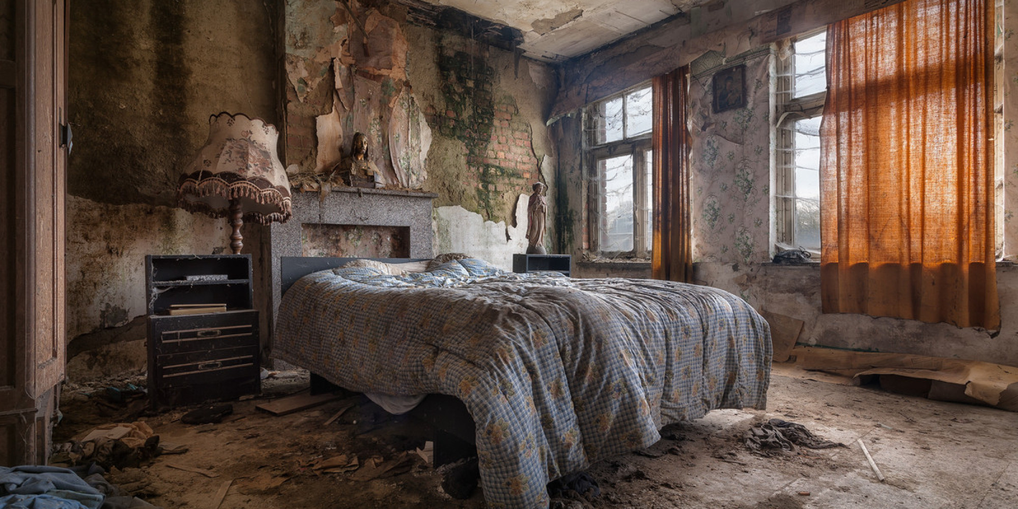 Stunning Abandoned Homes Are Surprisingly Full Of Life Huffpost