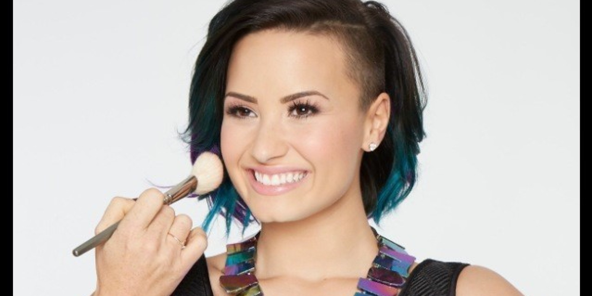 demi lovato confident japan here s how to be a confident badass according to demi demi lovato confident japan here s how to be a confident badass according to demi