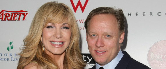 Leeza Gibbons Marries Steven Fe...