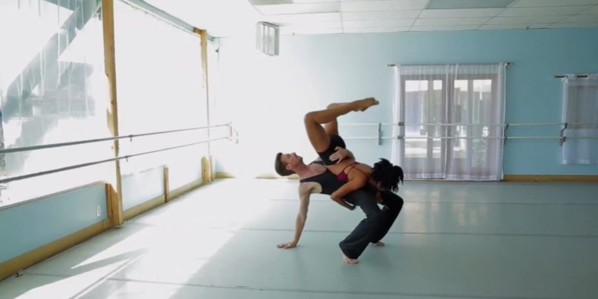This Staggering Ballet Duet Set To Sam Smith's 'Stay With Me' Is Just Daaaaamn - Huffington Post