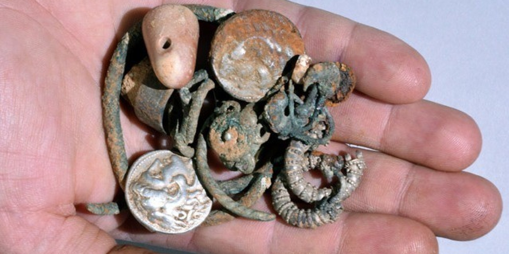 Cavers In Israel Discover Rare Artifacts From Era Of Alexander The