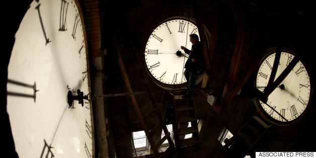 Bills Aim To End Daylight Saving Time In Oregon