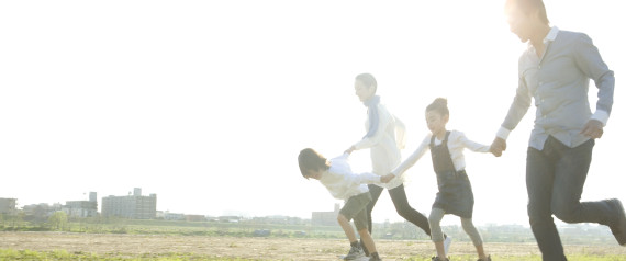 FAMILY HAPPY JAPAN FATHER