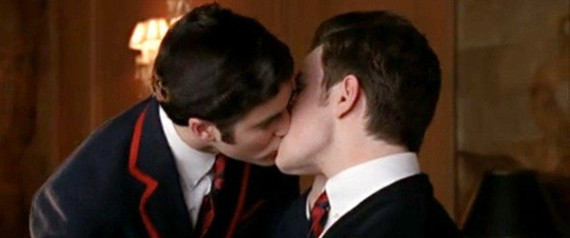 glee matthew morrison gay. matthew morrison gay kiss.