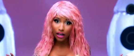 nicki minaj super bass hair. Nicki Minaj #39;Super Bass#39; Video