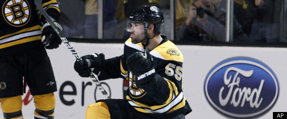 Bruins Sweep Flyers