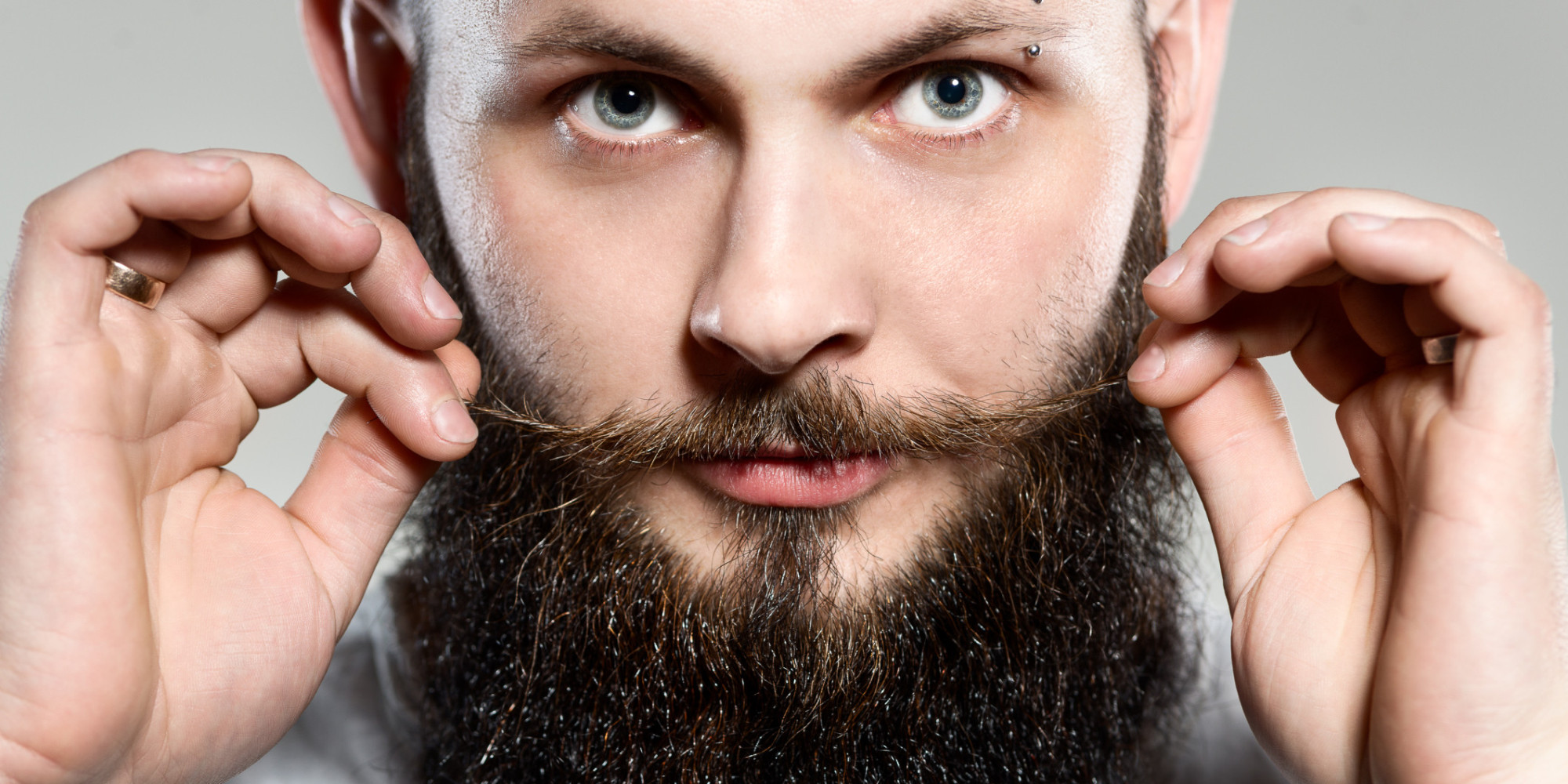 Do Men Grow Beards To Show Dominance Here S What The Science Says Huffpost