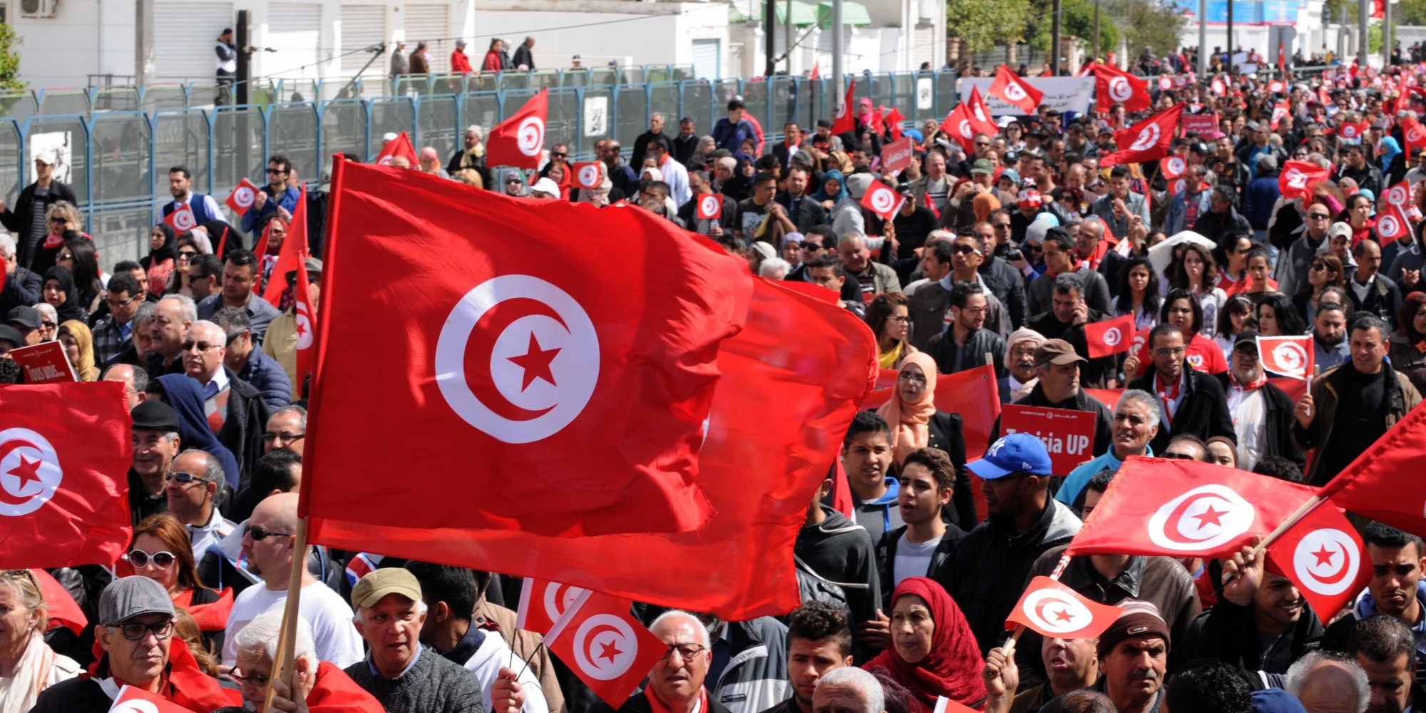 World Leaders Join Thousands Of Tunisians In March Against Extremists