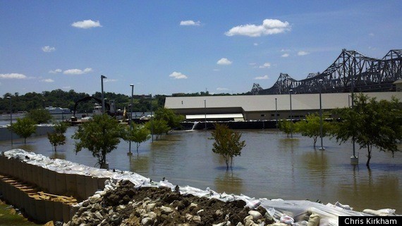 mississippi river flooding. Mississippi River Flooding: