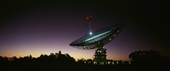 Parkes Radio-Telescope in New South Wales, Australia at night. (Photo by Auscape/UIG via Getty Images) | Auscape via Getty Images