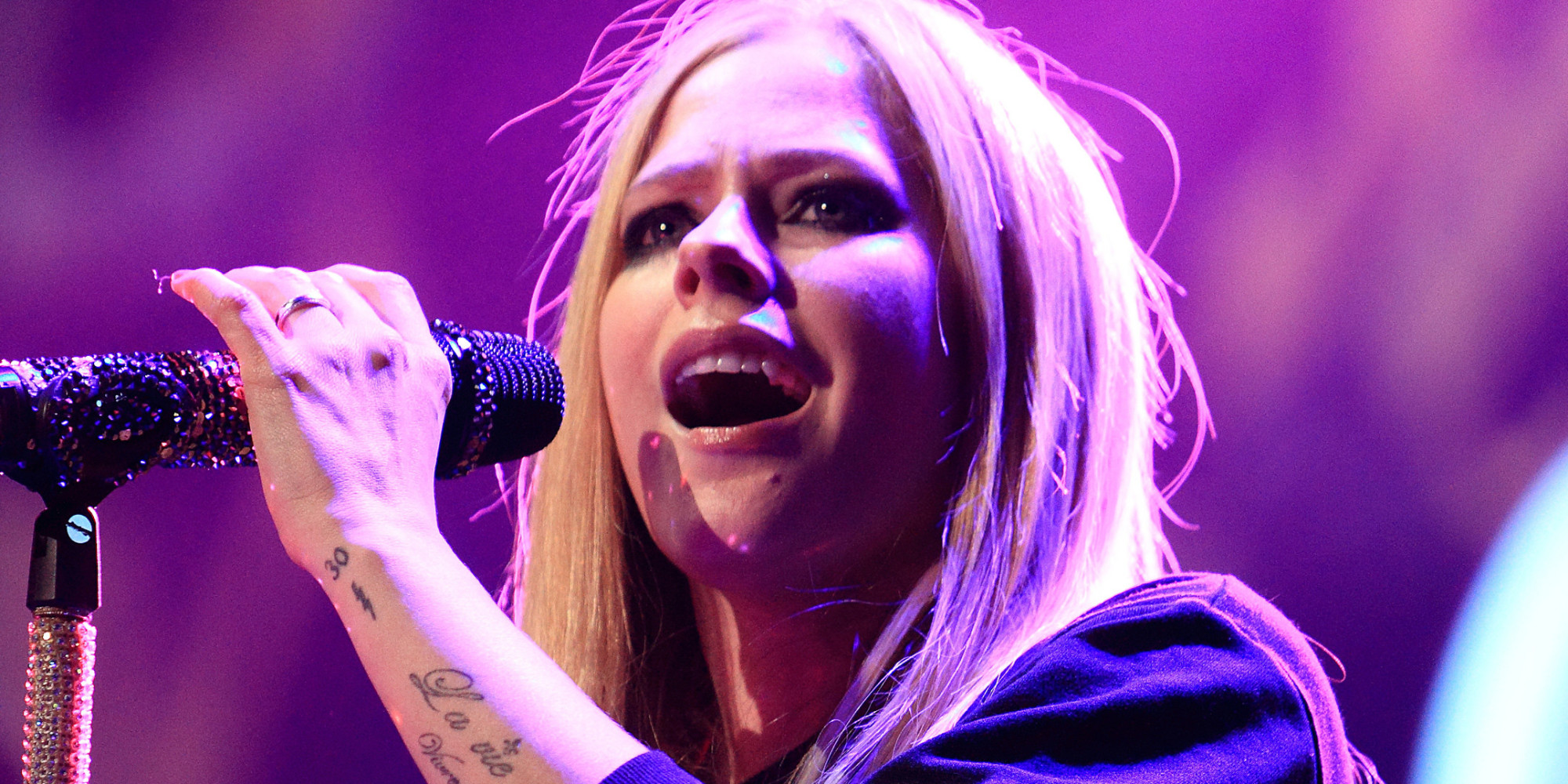 What Is Lyme Disease Avril Lavigne Speaks About Battle With Illness For The First Time 