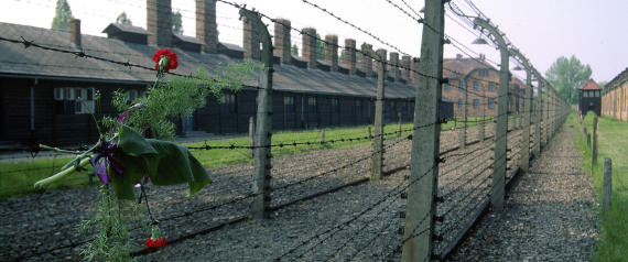 AUSCHWITZ